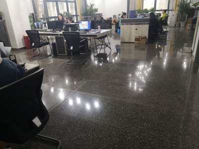 办公室水磨石照片